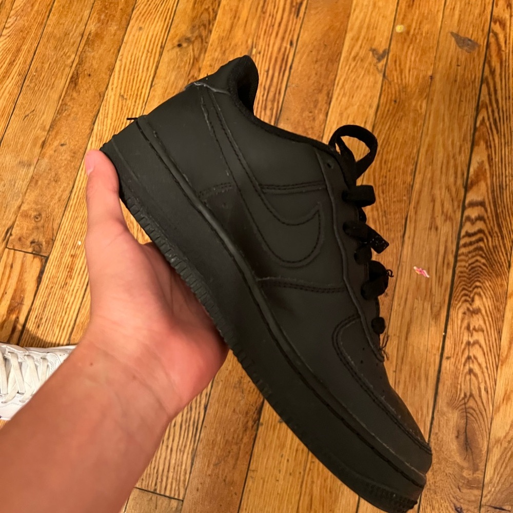 Nike Air Force 1 black 7.5w/6m